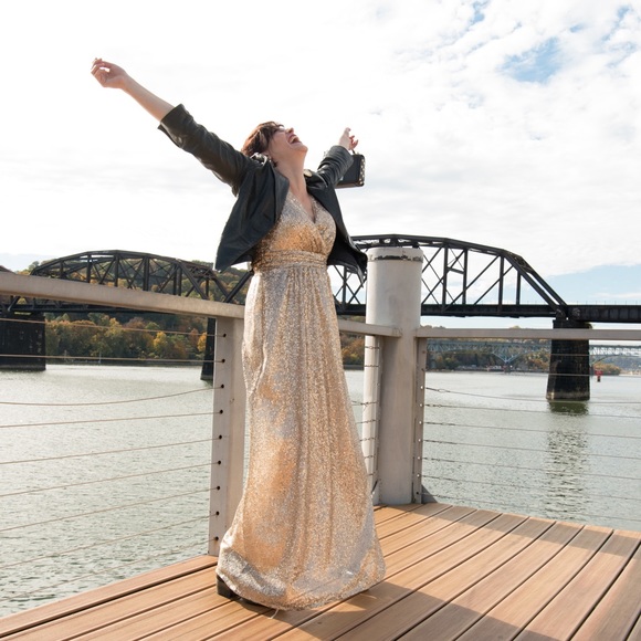 Meet your Posher, Nouveau Designer Consignment! - Picture 12 of 16